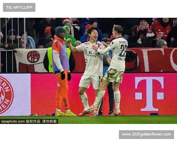 穆西亚拉伤愈复出，拜仁阵容深度增强